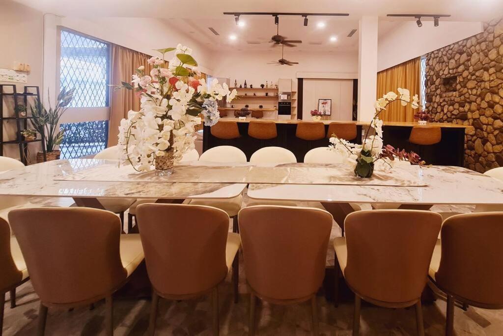 Bali Modern Style Up To 20pax In Kl Vila *