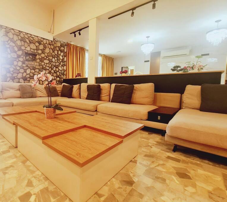 Bali Modern Style Up To 20pax In Kl
